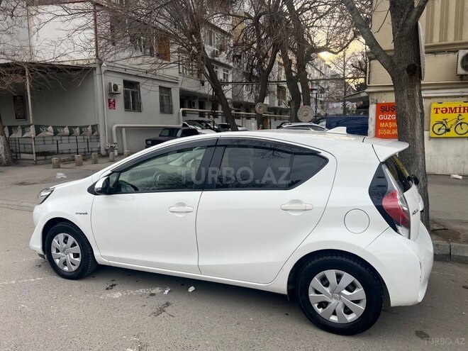 Toyota Aqua 2020, 72,000 km - 1.5 л - Bakı