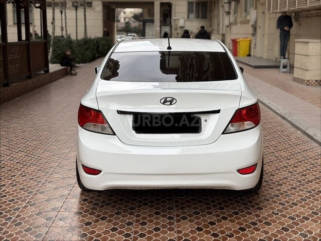 Hyundai Accent 2011, 190,000 km - 1.6 l - Bakı