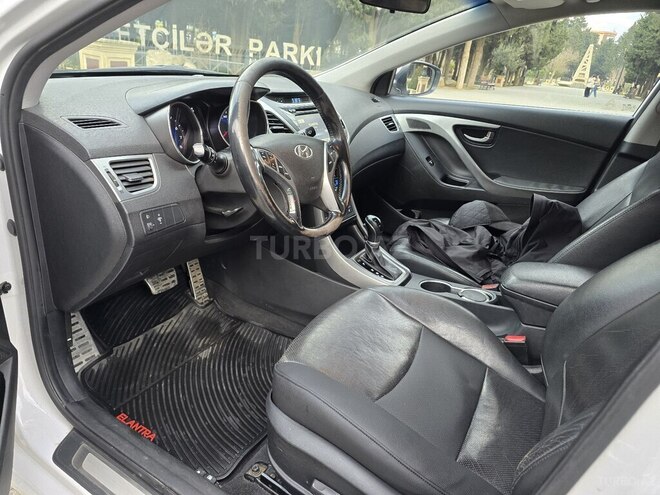 Hyundai Elantra 2014, 141,970 km - 1.8 l - Bakı