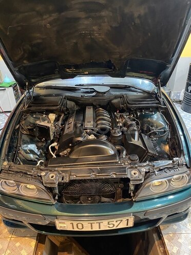 BMW 528 1995, 444,000 km - 2.8 l - Bakı