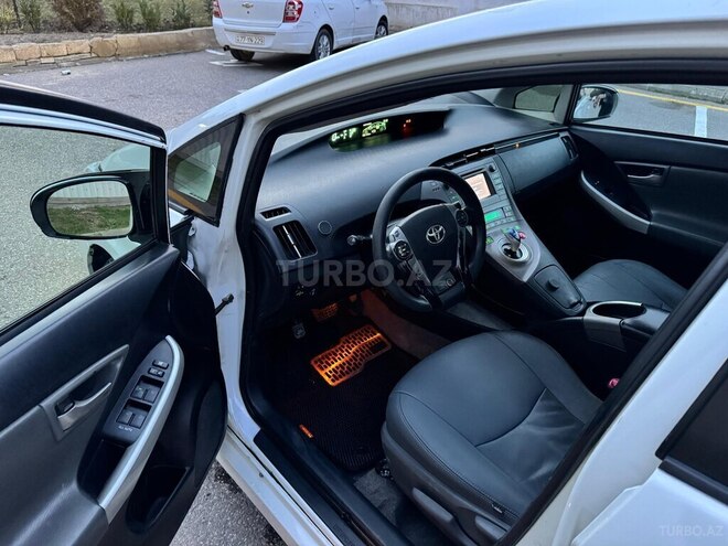 Toyota Prius 2012, 370,000 km - 1.8 l - Bakı