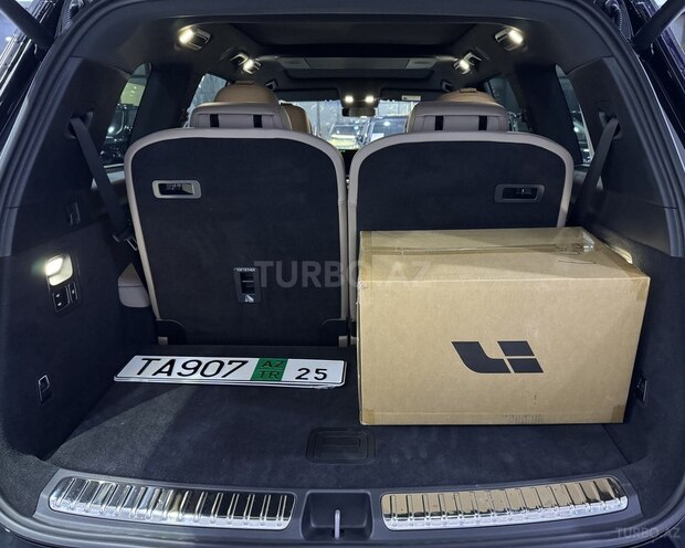 Li Auto L9-13