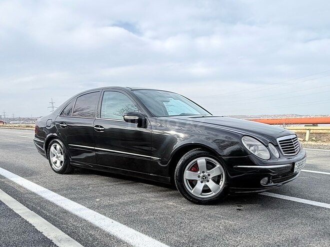 Mercedes E 270 2003, 462,000 km - 2.7 l - Bakı