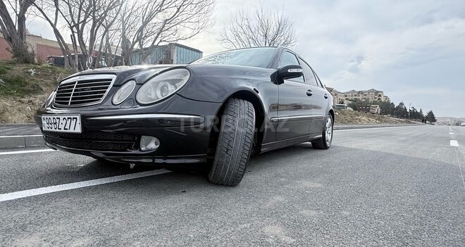 Mercedes E 270 2003, 462,000 km - 2.7 l - Bakı