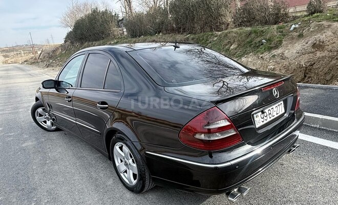 Mercedes E 270 2003, 462,000 km - 2.7 l - Bakı