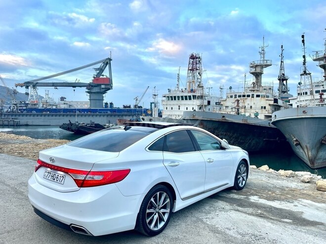 Hyundai Grandeur 2016, 220,000 km - 2.4 l - Bakı