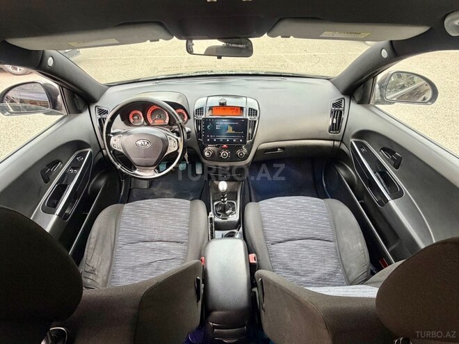 Kia  2008, 228,000 km - 1.6 l - Bakı