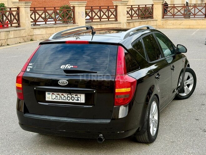Kia  2008, 228,000 km - 1.6 l - Bakı