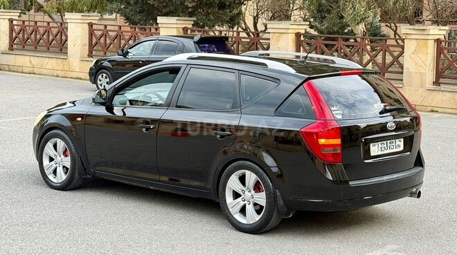 Kia  2008, 228,000 km - 1.6 l - Bakı