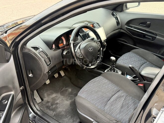 Kia  2008, 228,000 km - 1.6 l - Bakı