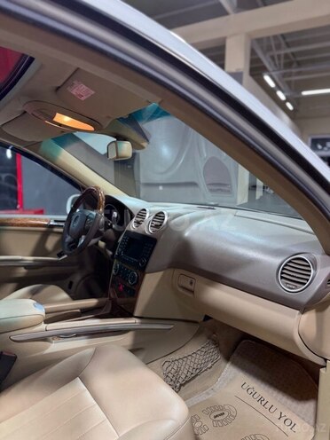 Mercedes ML 350 4MATIC-18