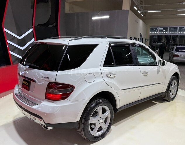 Mercedes ML 350 4MATIC-10