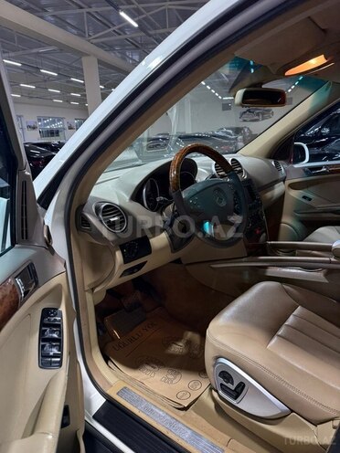 Mercedes ML 350 4MATIC-16