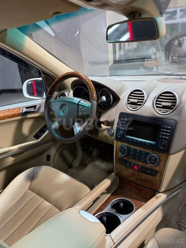Mercedes ML 350 4MATIC-19