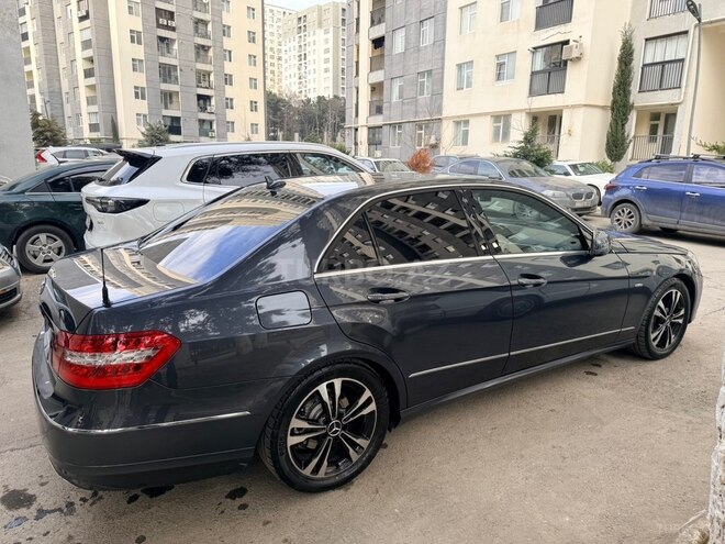 Mercedes E 220 2011, 390,000 km - 2.1 l - Bakı