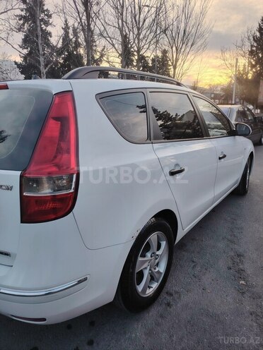 Hyundai i30 2009, 370,000 km - 1.6 л - Gəncə