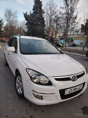 Hyundai i30 2009, 370,000 km - 1.6 л - Gəncə