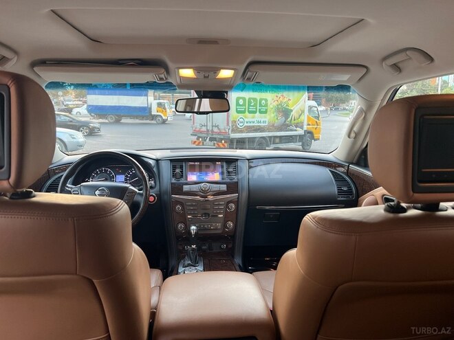 Nissan Patrol 2017, 144,000 km - 5.6 л - Bakı