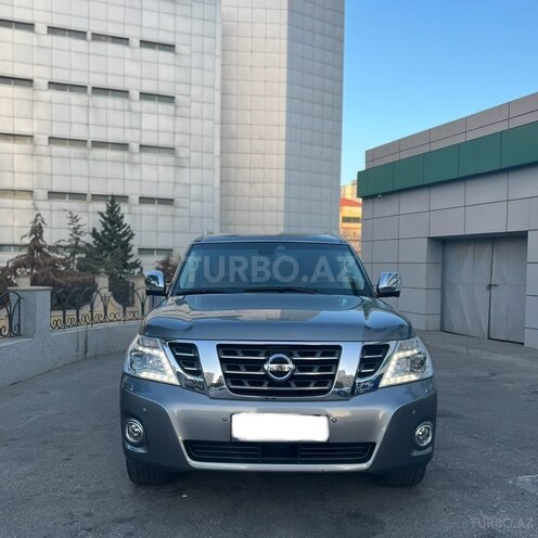 Nissan Patrol 2017, 144,000 km - 5.6 л - Bakı