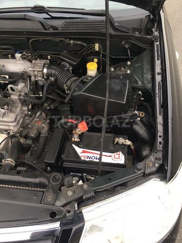 Nissan Sunny 2006, 248,000 km - 1.6 л - Qax