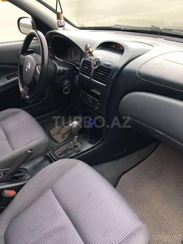 Nissan Sunny 2006, 248,000 km - 1.6 л - Qax