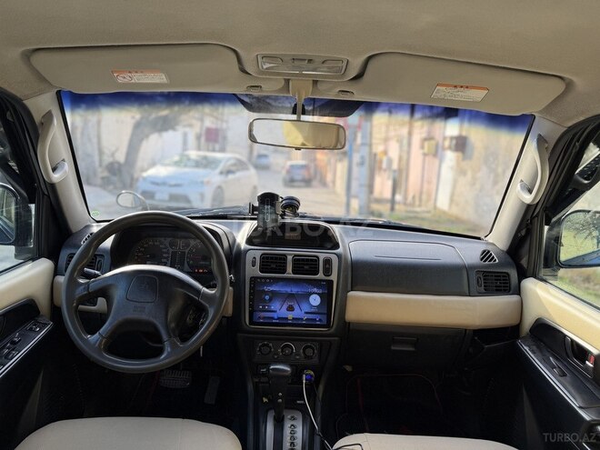 Mitsubishi Pajero io 2002, 290,000 km - 2.0 l - Bakı