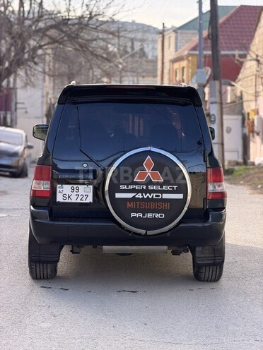 Mitsubishi Pajero io 2002, 290,000 km - 2.0 l - Bakı