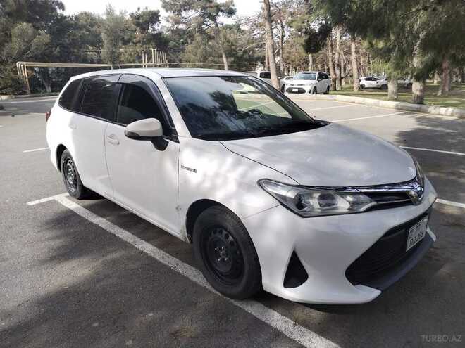 Toyota Corolla Fielder 2018, 185,000 km - 1.5 л - Bakı