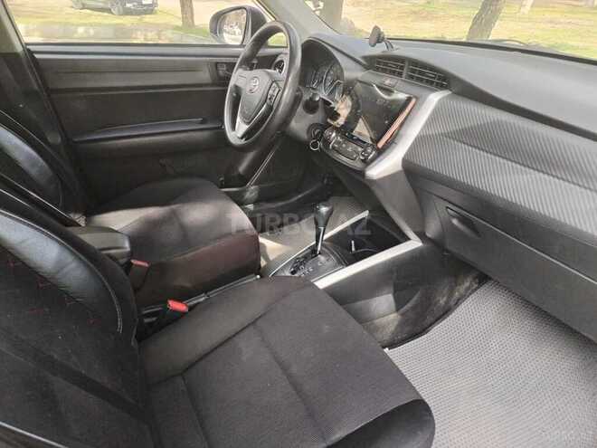 Toyota Corolla Fielder 2018, 185,000 km - 1.5 л - Bakı