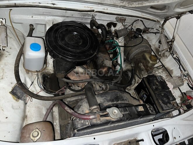 GAZ 24 1988, 150,000 km - 2.5 l - Bakı