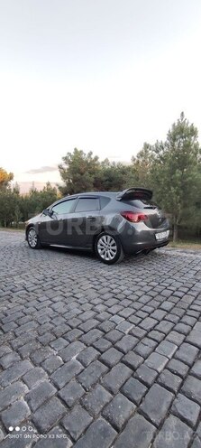 Opel Astra 2011, 275,000 km - 1.6 l - Bakı
