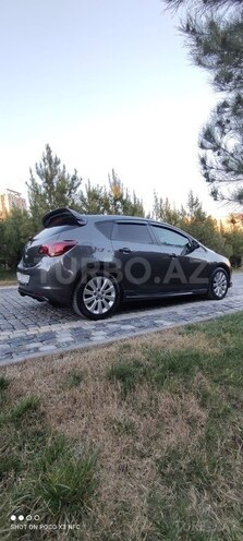 Opel Astra 2011, 275,000 km - 1.6 l - Bakı