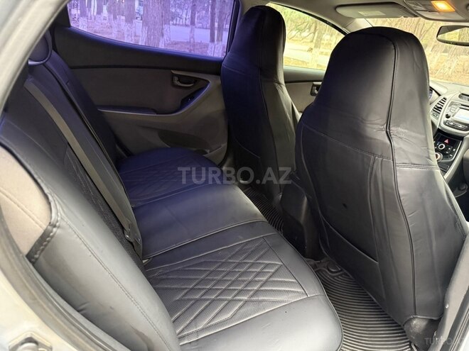 Hyundai Elantra 2015, 242,000 km - 1.8 л - Bakı