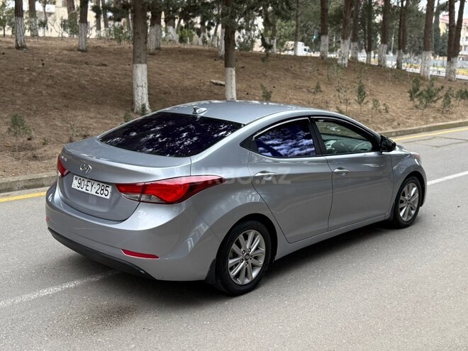 Hyundai Elantra 2015, 242,000 km - 1.8 л - Bakı