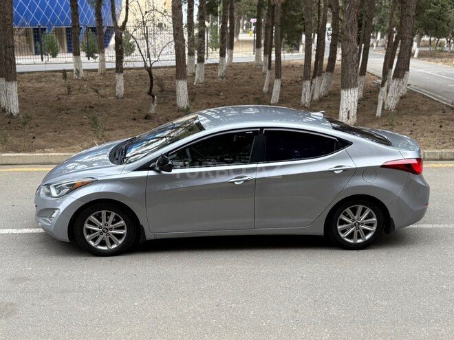 Hyundai Elantra 2015, 242,000 km - 1.8 л - Bakı