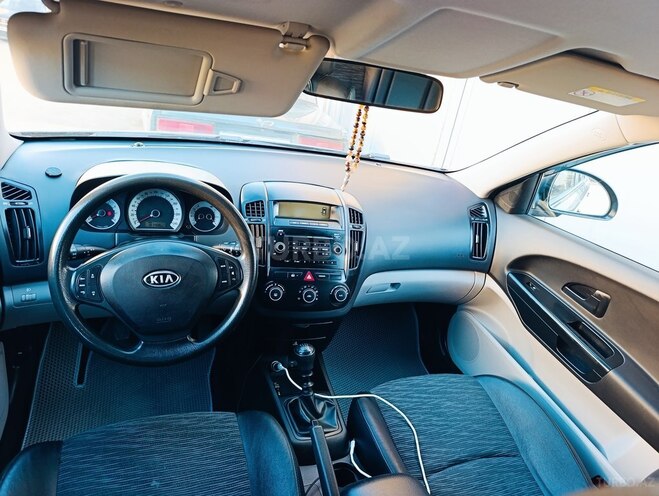 Kia  2009, 184,000 km - 1.4 l - Sumqayıt