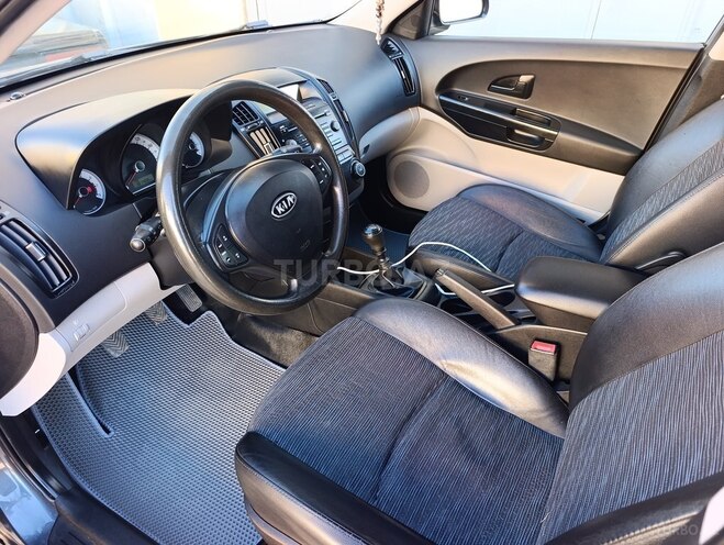 Kia  2009, 184,000 km - 1.4 l - Sumqayıt