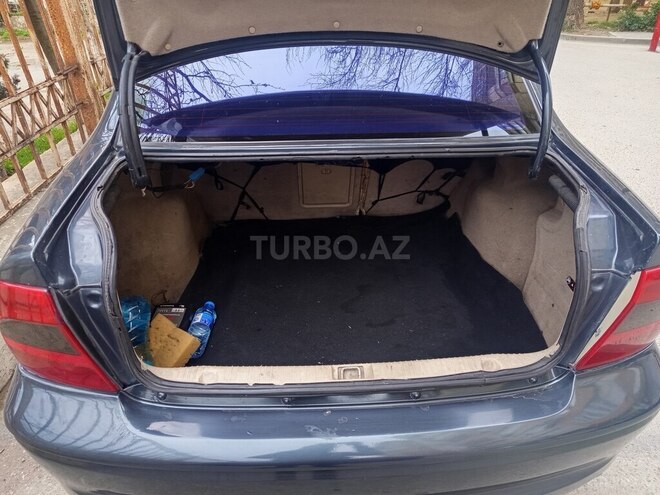 Opel Vectra 2001, 250,000 km - 2.0 l - Bakı
