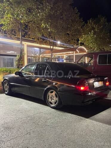 Mercedes C 180-13