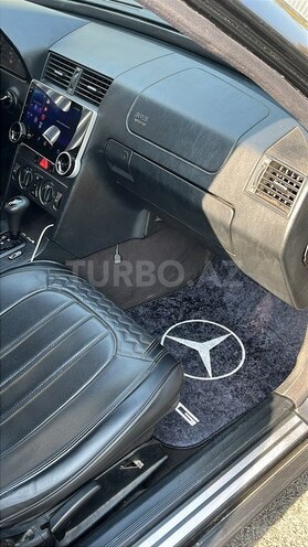 Mercedes C 180-6