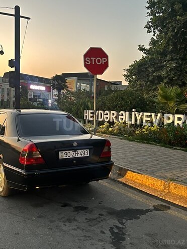 Mercedes C 180-17