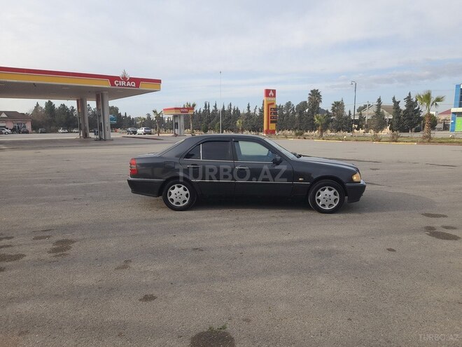 Mercedes C 220 1994, 494,600 km - 2.2 l - Şirvan