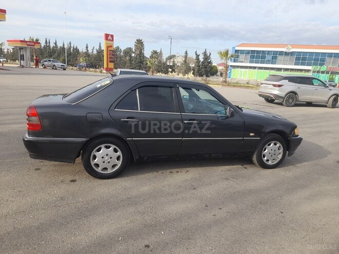 Mercedes C 220 1994, 494,600 km - 2.2 l - Şirvan