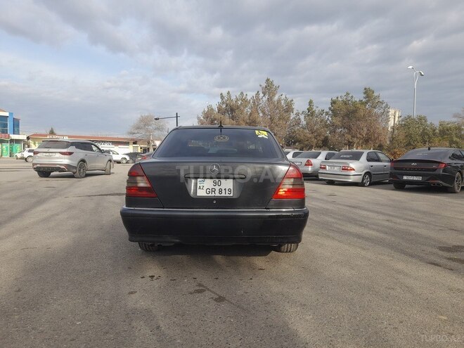 Mercedes C 220 1994, 494,600 km - 2.2 l - Şirvan