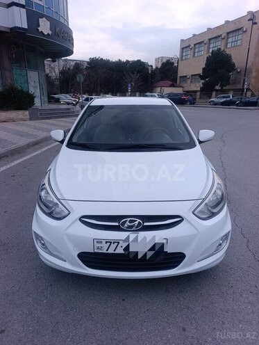 Hyundai Accent-1