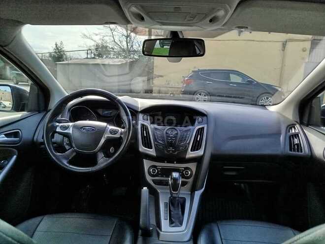 Ford Focus 2013, 195,600 km - 1.6 л - Bakı