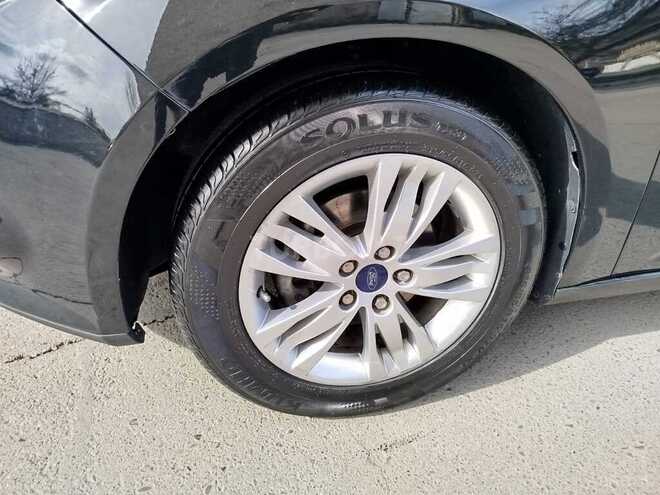 Ford Focus 2013, 195,600 km - 1.6 л - Bakı