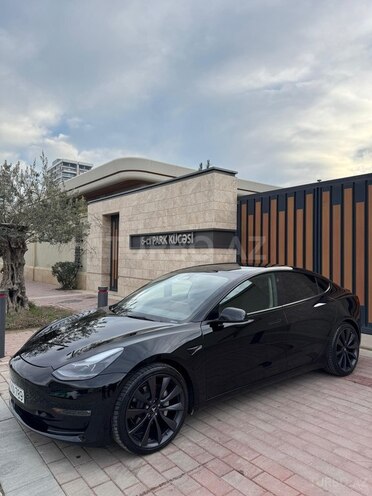 Tesla Model 3 2023, 28,000 km - 0.0 l - Bakı