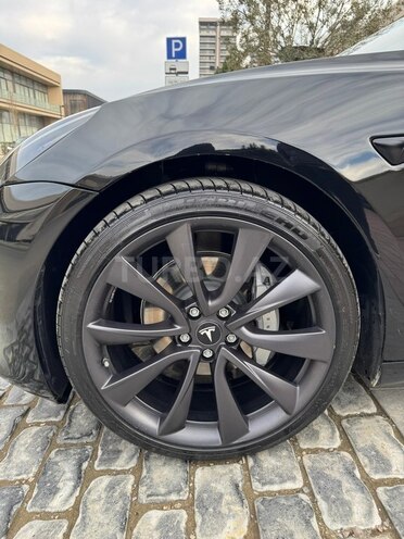 Tesla Model 3 2023, 28,000 km - 0.0 l - Bakı
