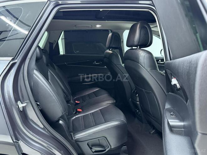 Kia Sorento-25